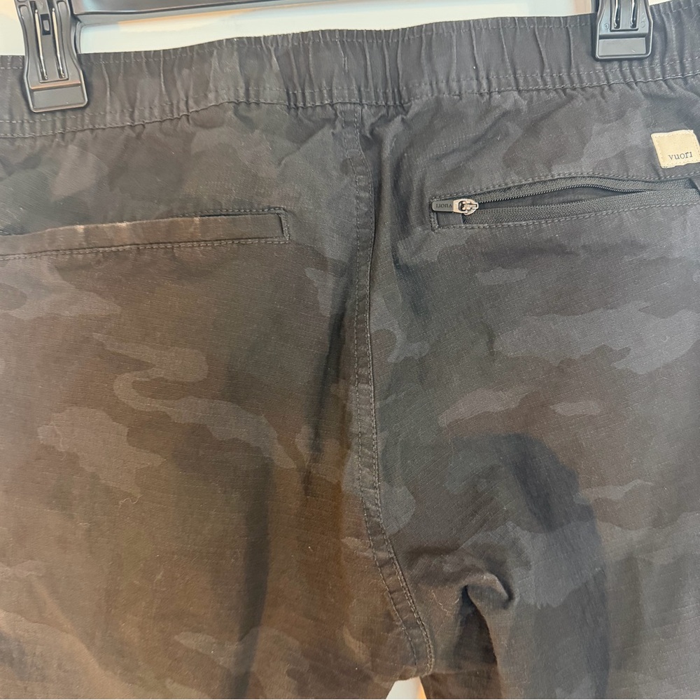 Vuori Ripstop Climber Pants Gray Camo Outdoors Drawstring Men's Medium - Picture 4 of 5
